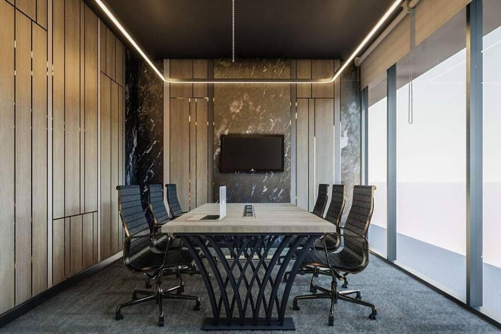 Modern Style Room With Sky Pool 古城边天际泳池公寓 Čiang Mai Exteriér fotografie
